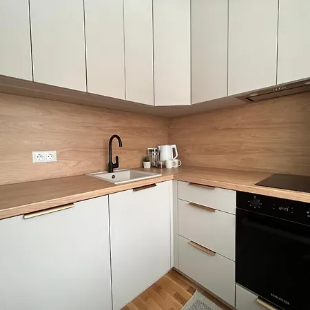 With Free Parking & Self Check-in Appartement *